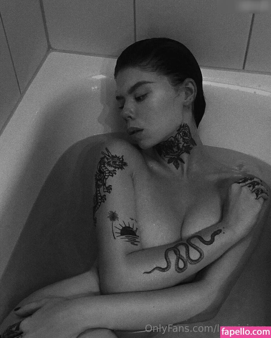Leonie Jeen Nude Onlyfans Photo 38