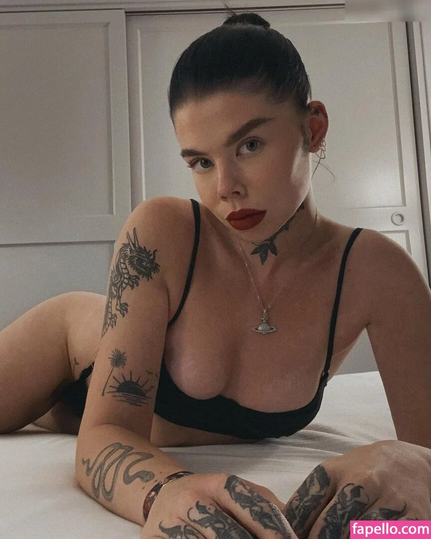 Leonie Jeen Nude Onlyfans Photo 19