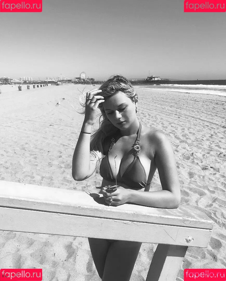 Nolwenn Dis Onlyfans Photo Gallery 