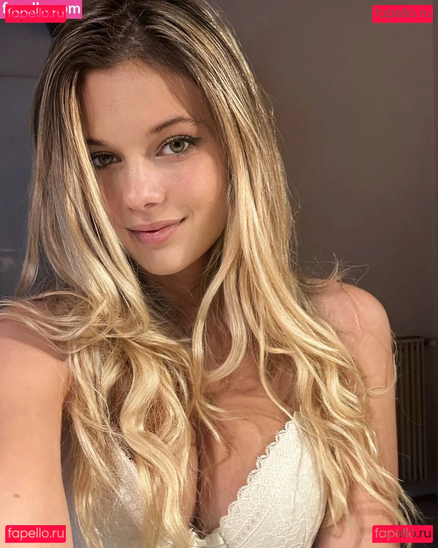 Nolwenn Dis Onlyfans Photo Gallery 