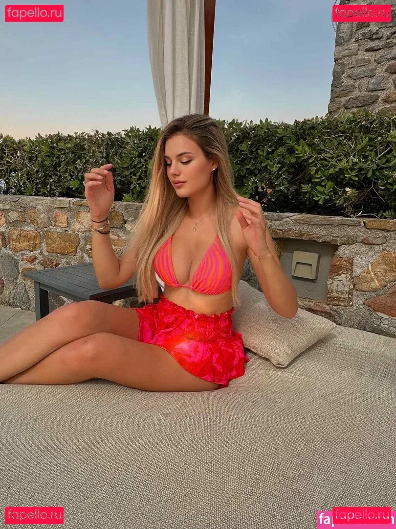 Nolwenn Dis Onlyfans Photo Gallery 