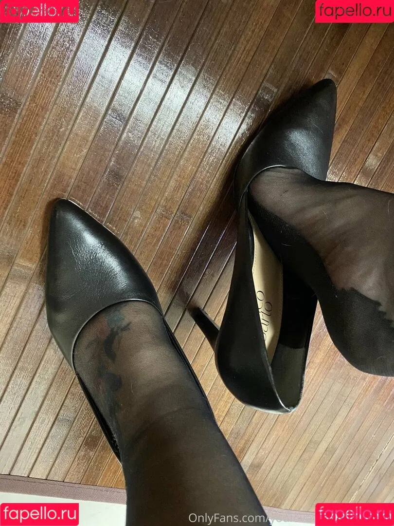 youlovemyfeettrample Onlyfans Photo Gallery 