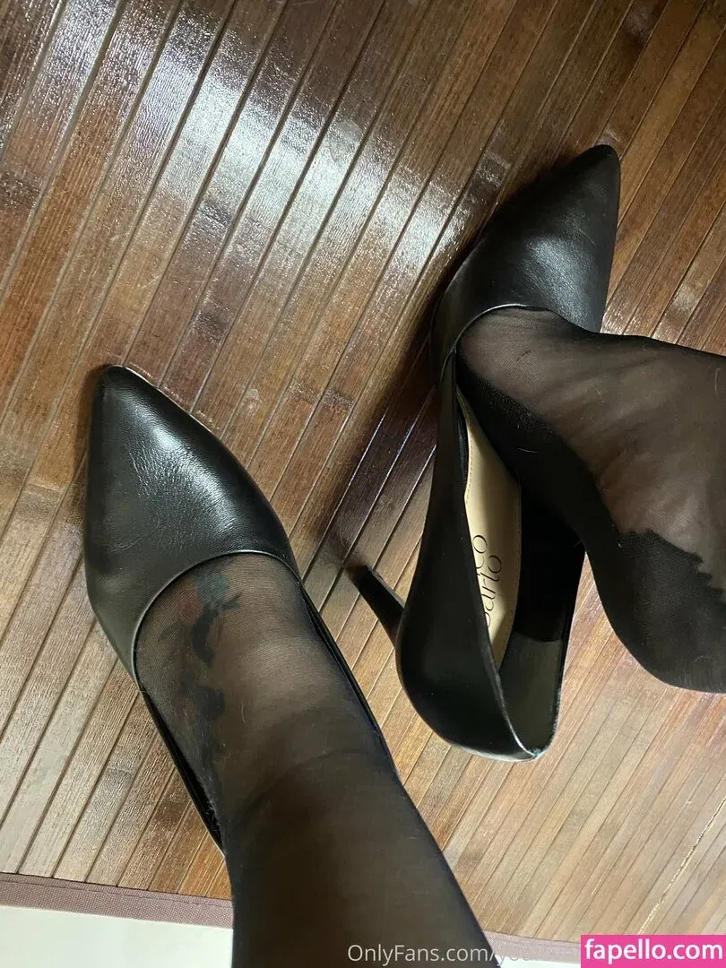 youlovemyfeettrample Onlyfans Photo Gallery 