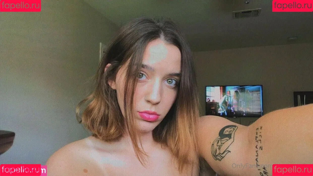 sleepy.sofia Onlyfans Photo Gallery 