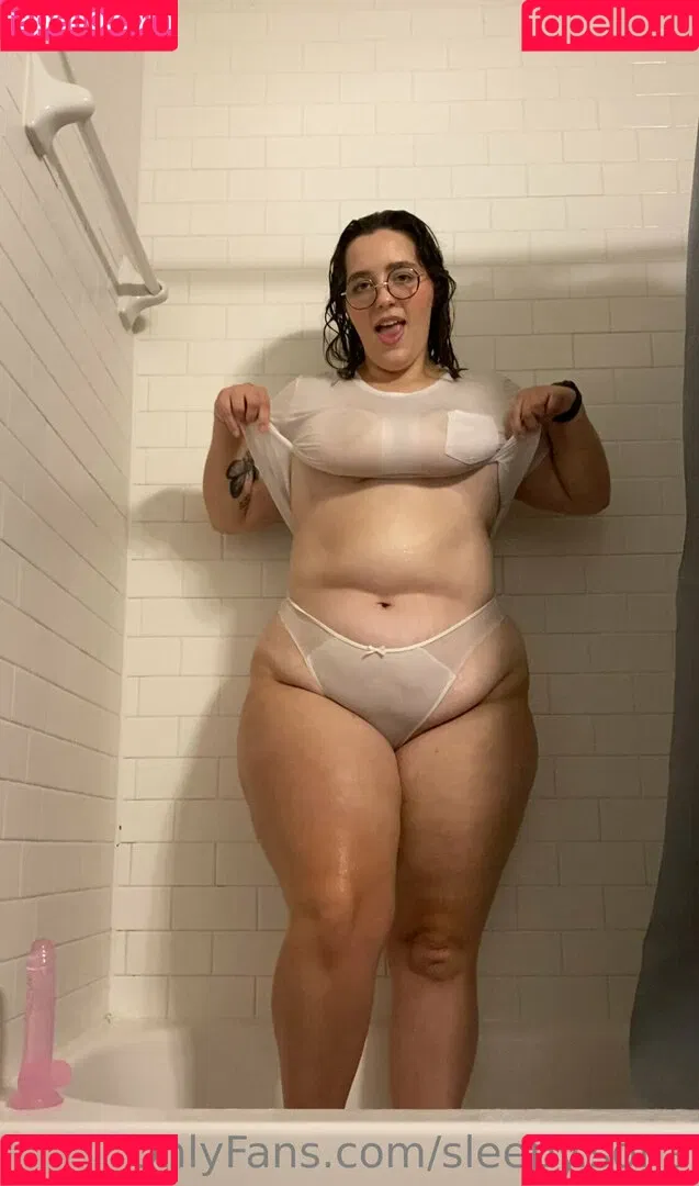 sleepy.sofia Onlyfans Photo Gallery 