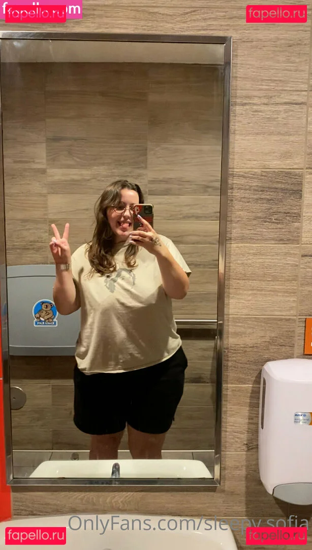 sleepy.sofia Onlyfans Photo Gallery 