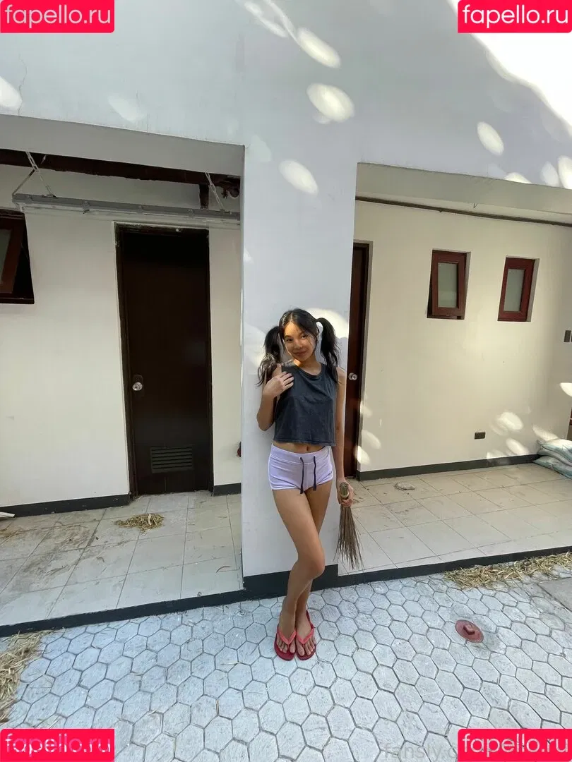 AlexIcy Onlyfans Photo Gallery 