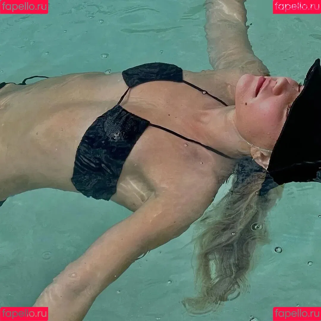 Mitsou Jung Onlyfans Photo Gallery 