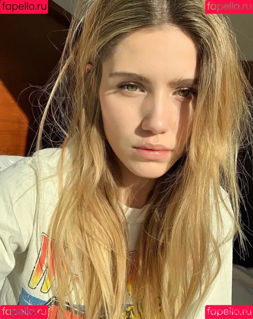 Mitsou Jung Onlyfans Photo Gallery 