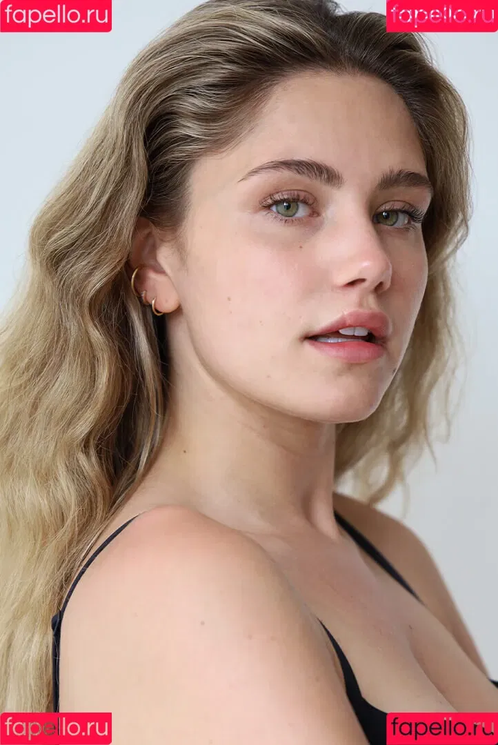 Mitsou Jung Onlyfans Photo Gallery 