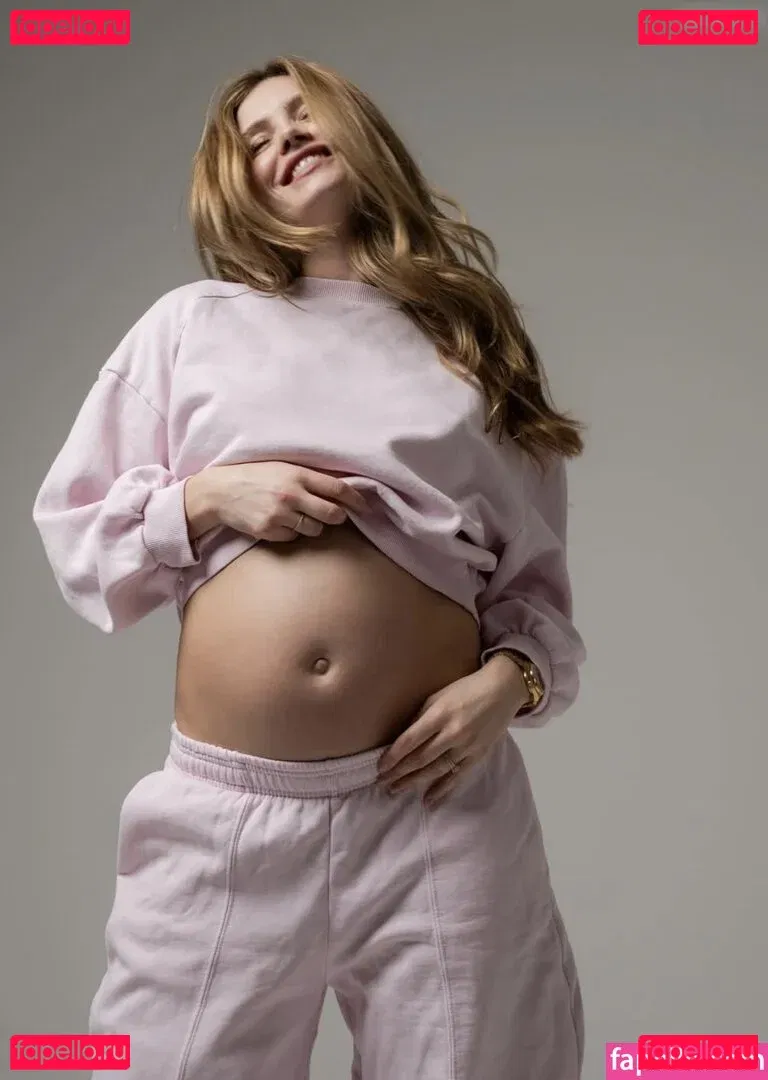 Mitsou Jung Onlyfans Photo Gallery 