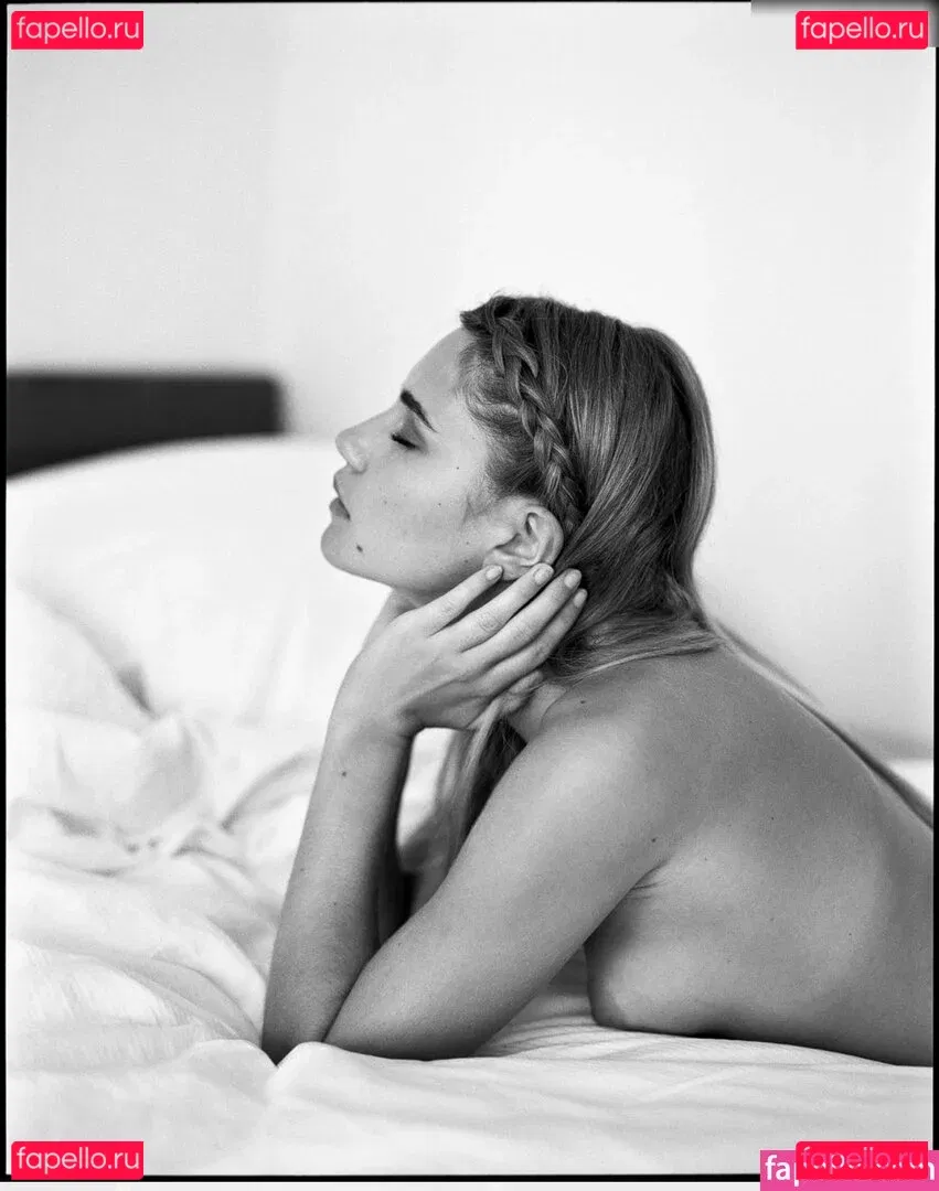 Mitsou Jung Onlyfans Photo Gallery 