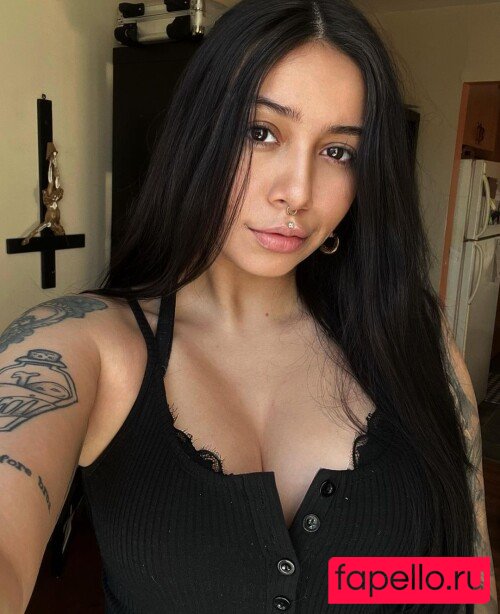 Mitsou Jung Onlyfans Photo Gallery 