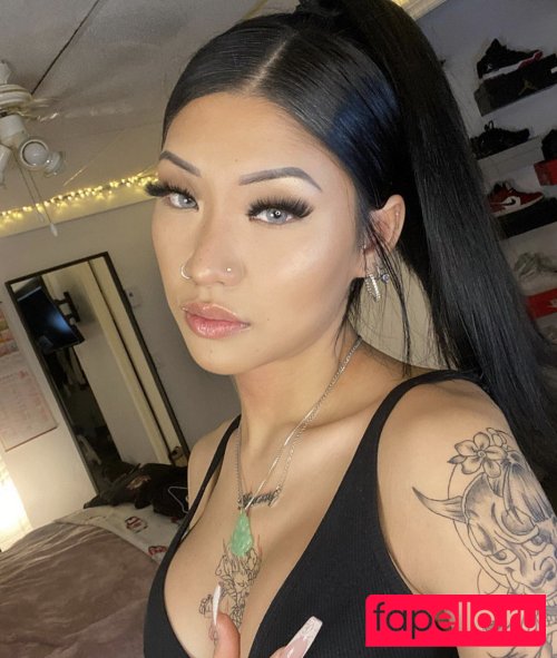 Mitsou Jung Onlyfans Photo Gallery 