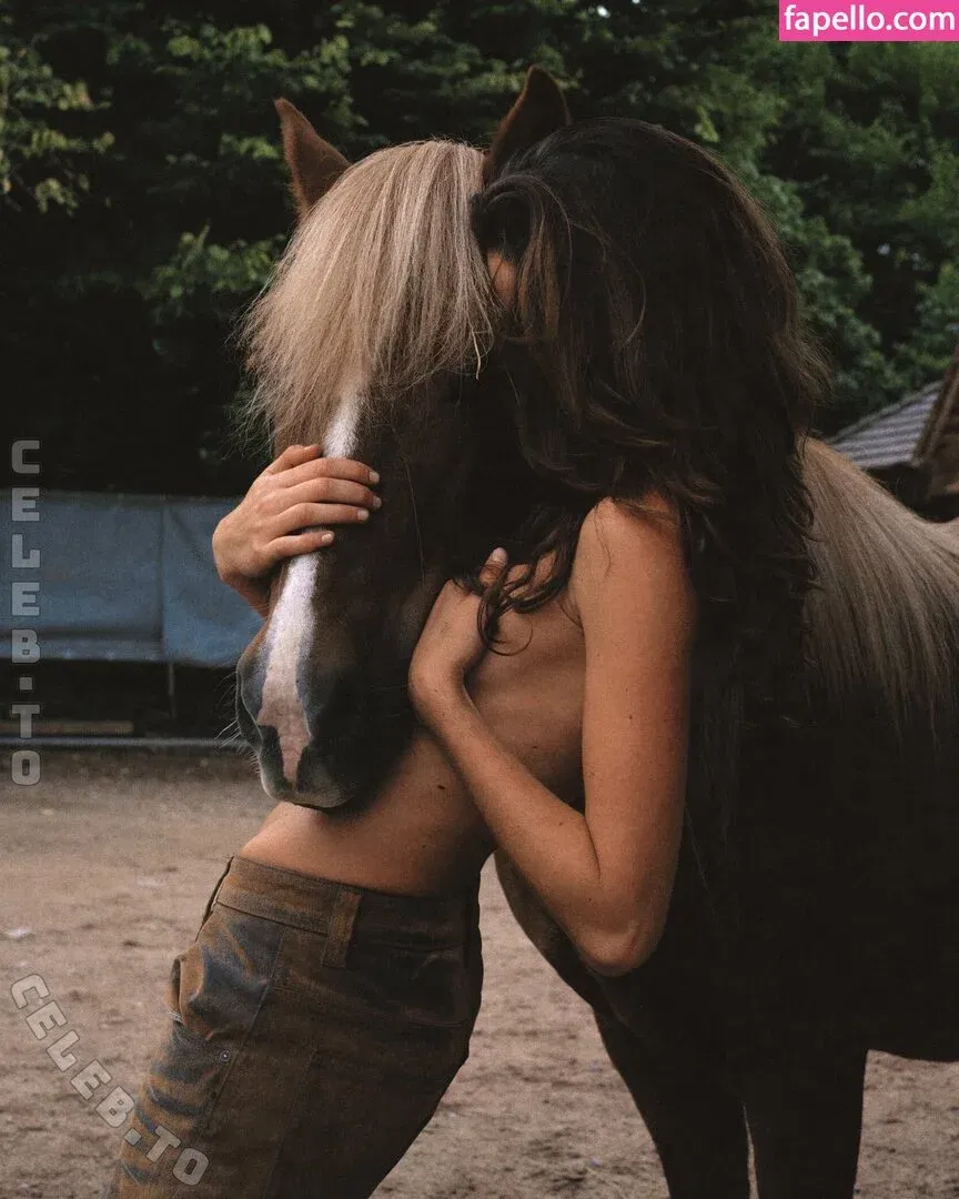 anfr00 Onlyfans Photo Gallery 