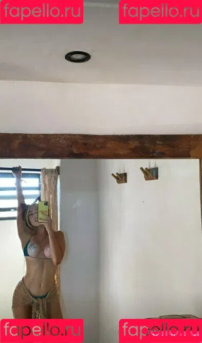 emmytv Onlyfans Photo Gallery 