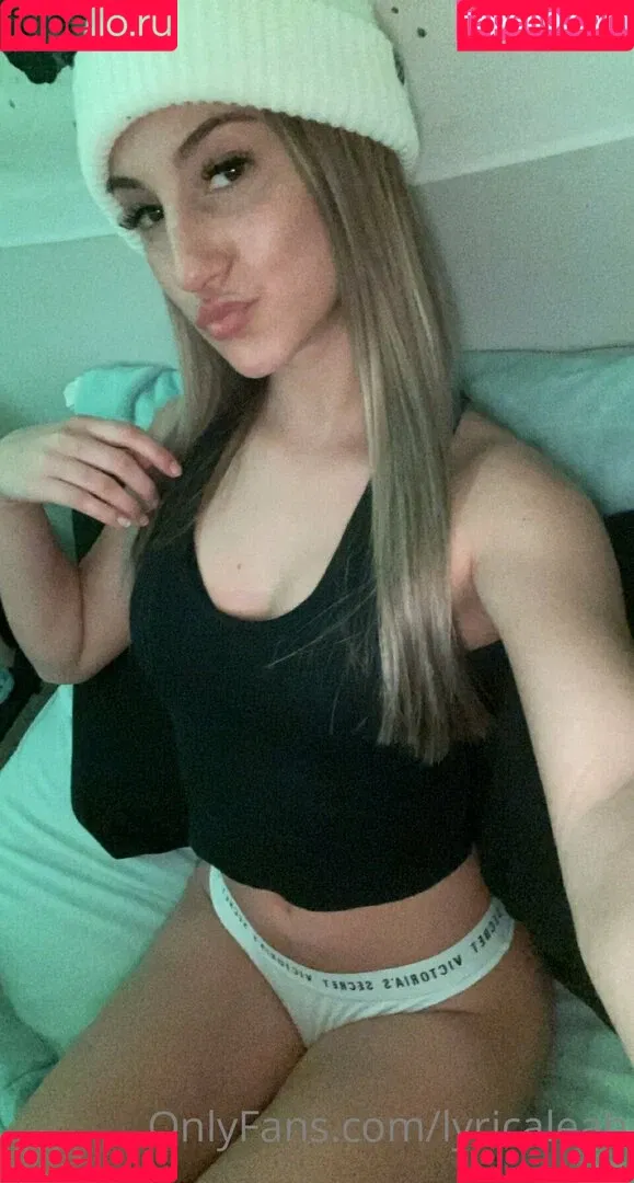 lyricaleah Onlyfans Photo Gallery 