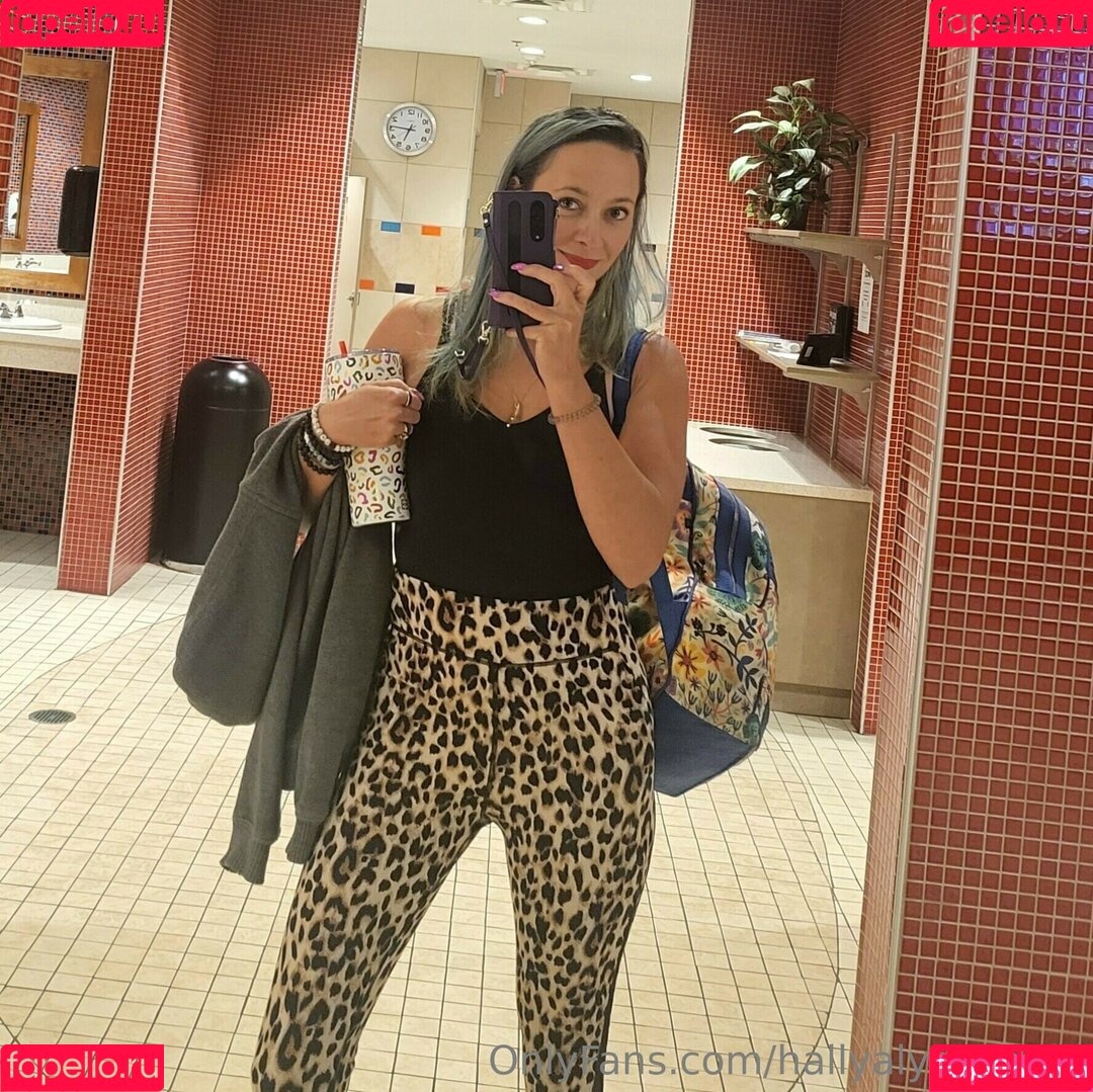 Hally Alyson Onlyfans Photo Gallery 