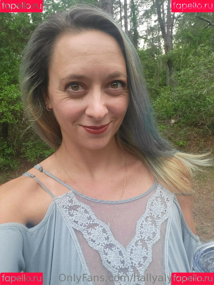 Hally Alyson Onlyfans Photo Gallery 