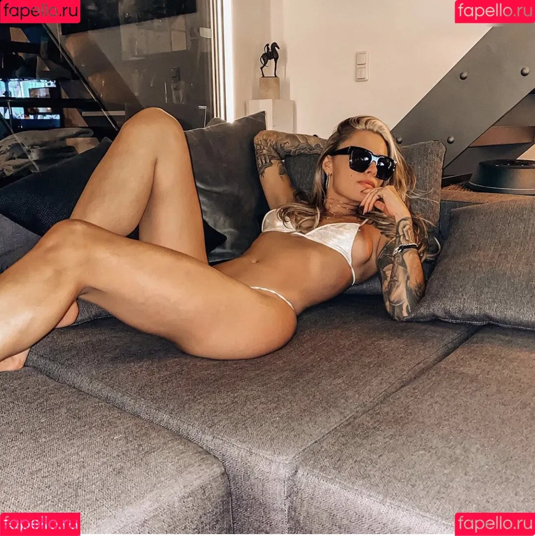 Sophia Thomalla Onlyfans Photo Gallery 