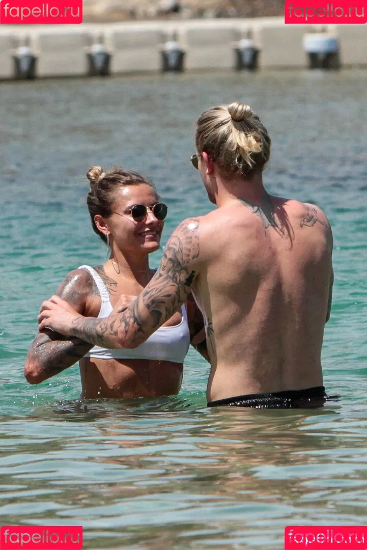 Sophia Thomalla Onlyfans Photo Gallery 