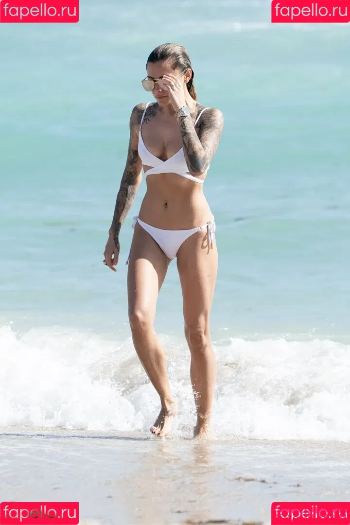 Sophia Thomalla Onlyfans Photo Gallery 