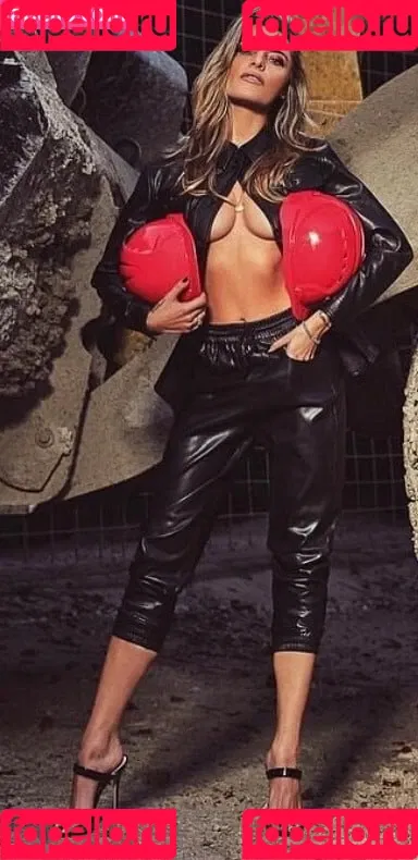Sophia Thomalla Onlyfans Photo Gallery 