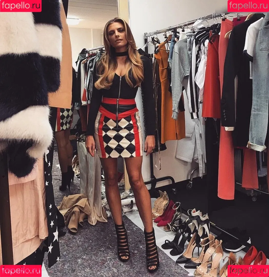 Sophia Thomalla Onlyfans Photo Gallery 
