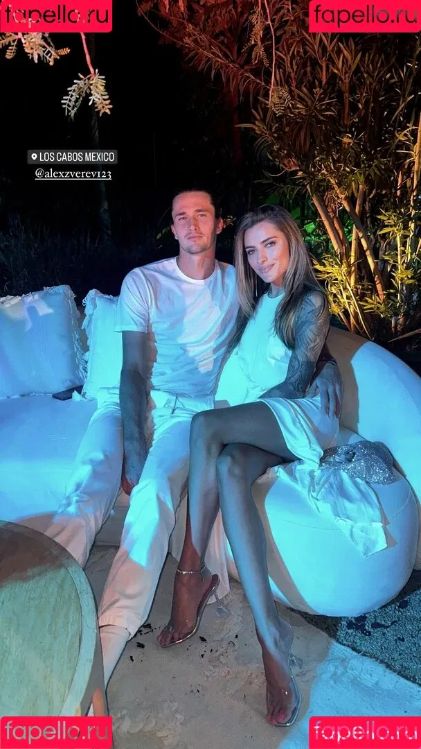 Sophia Thomalla Onlyfans Photo Gallery 