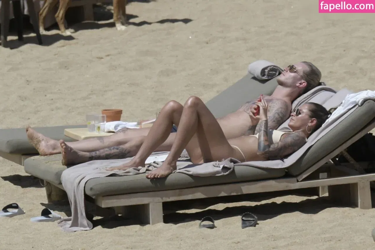 Sophia Thomalla Onlyfans Photo Gallery 