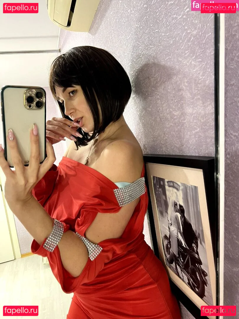 Teacher Vikky Onlyfans Photo Gallery 