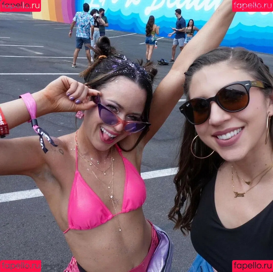 jenhearts247 Onlyfans Photo Gallery 