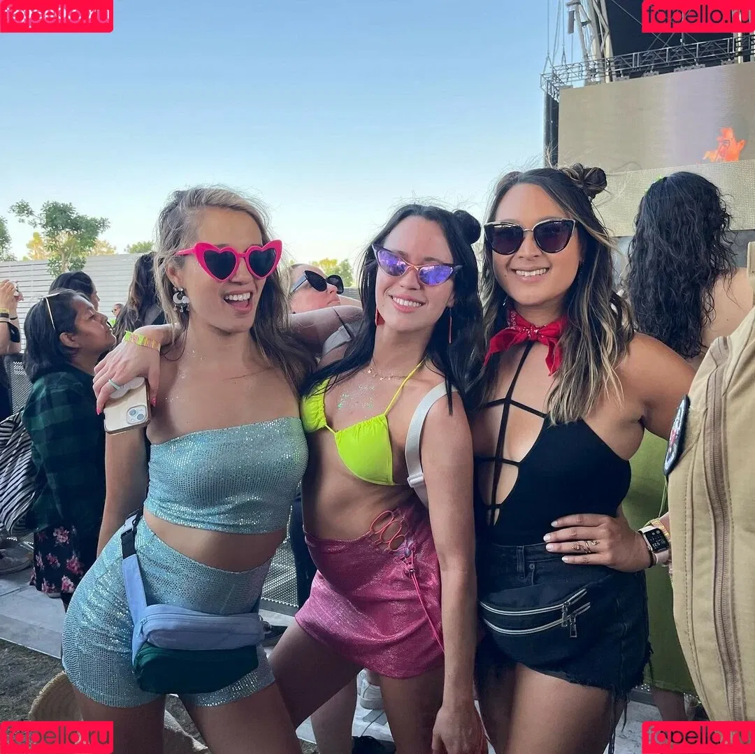 jenhearts247 Onlyfans Photo Gallery 