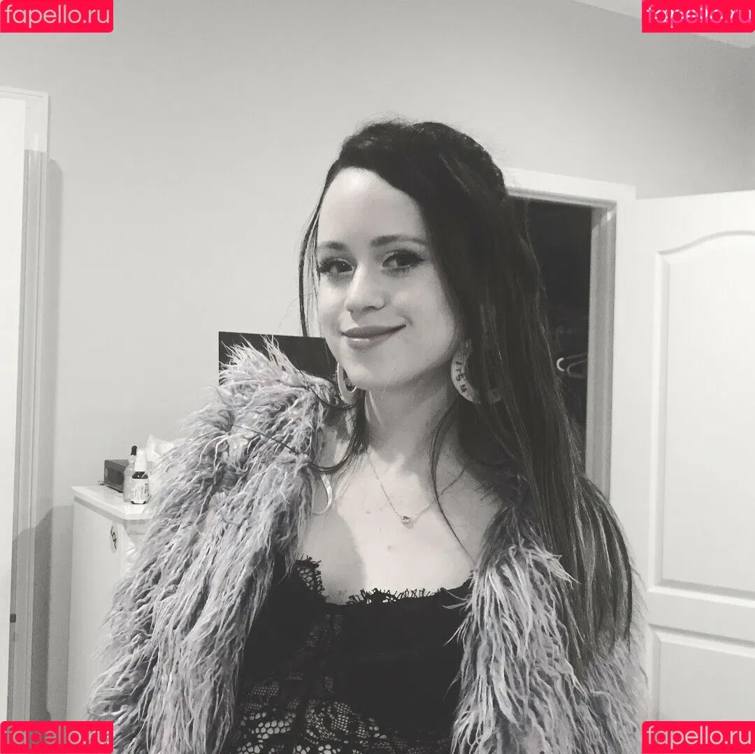 jenhearts247 Onlyfans Photo Gallery 