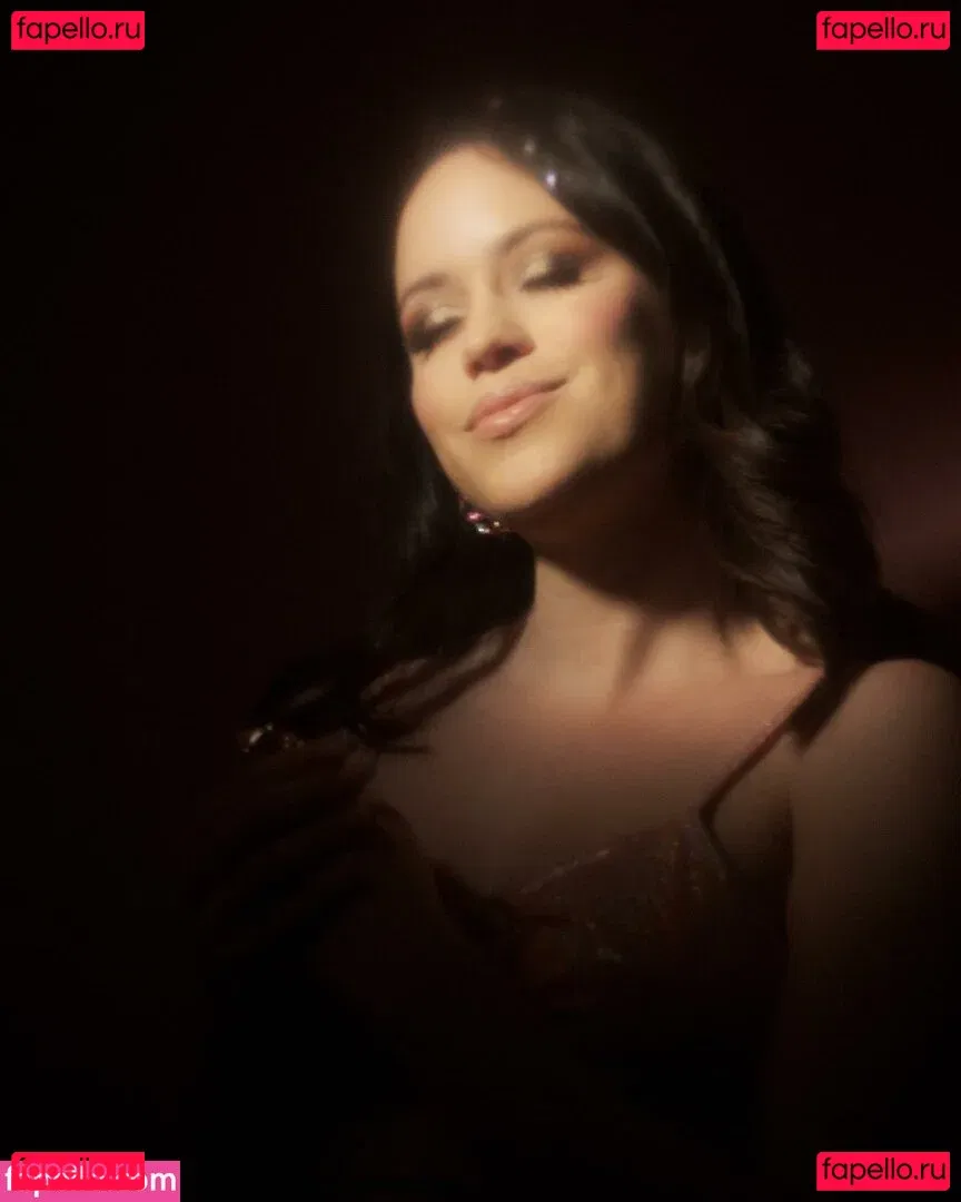 jenhearts247 Onlyfans Photo Gallery 