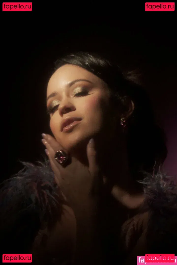 jenhearts247 Onlyfans Photo Gallery 