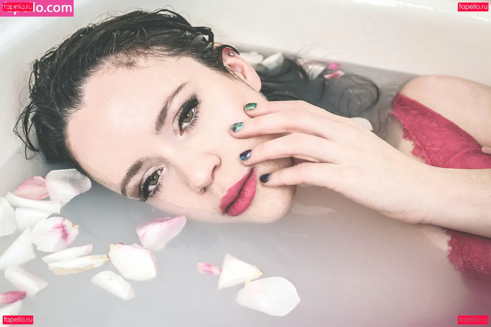 jenhearts247 Onlyfans Photo Gallery 