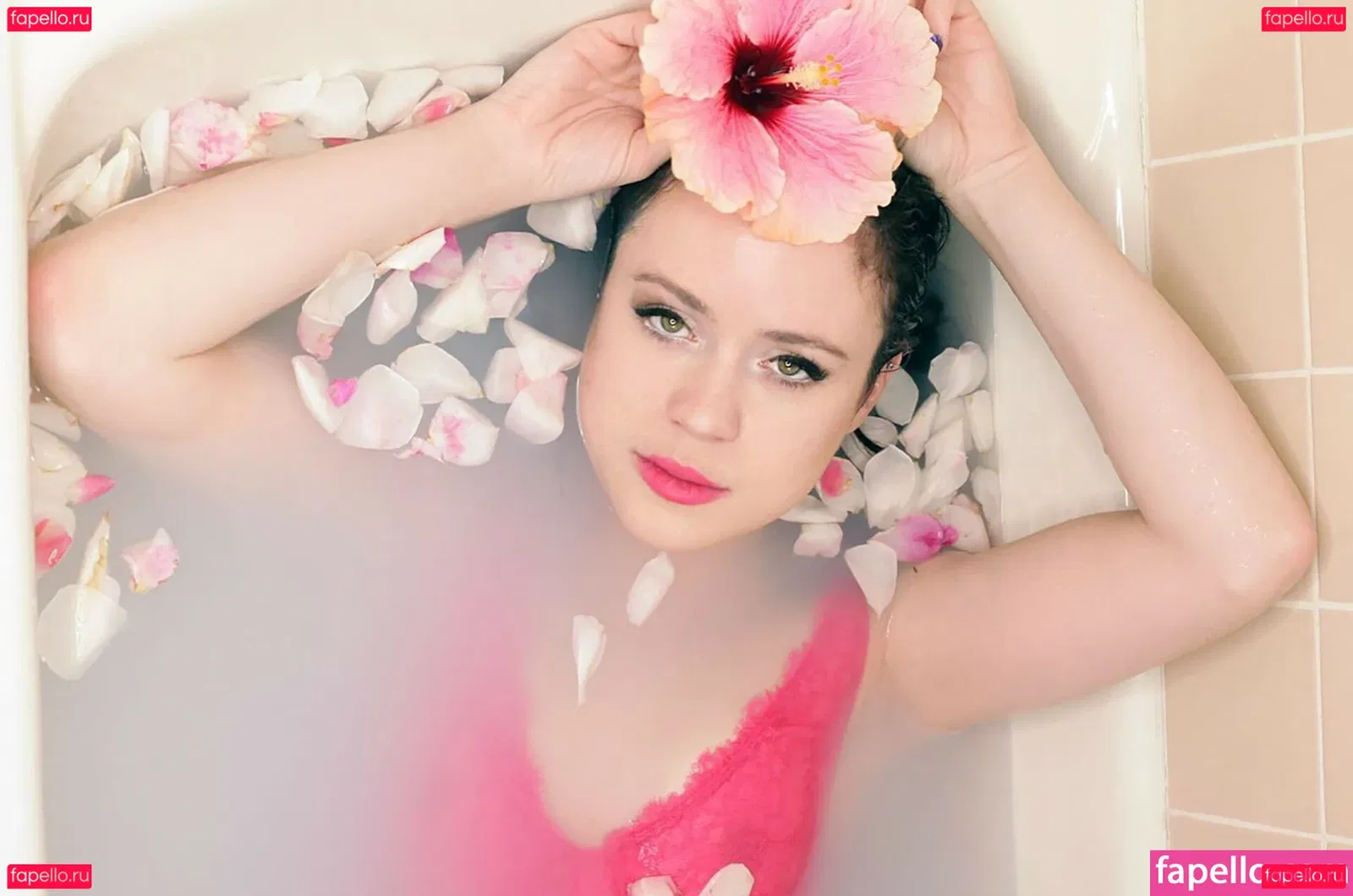 jenhearts247 Onlyfans Photo Gallery 