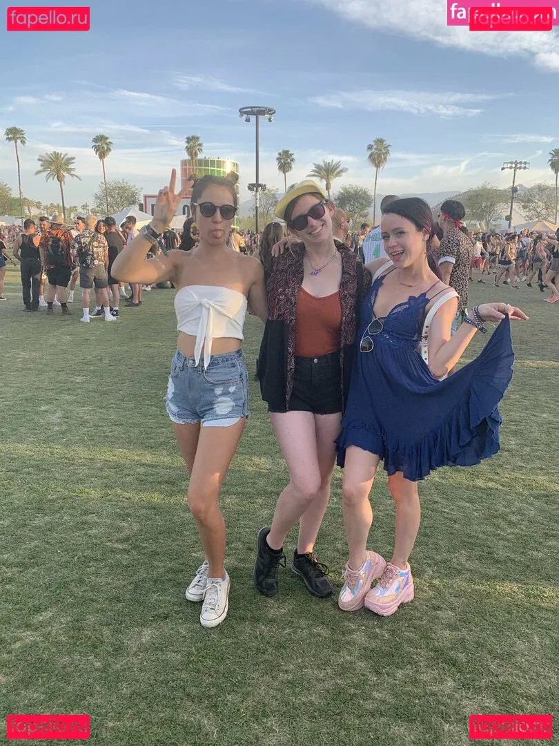 jenhearts247 Onlyfans Photo Gallery 