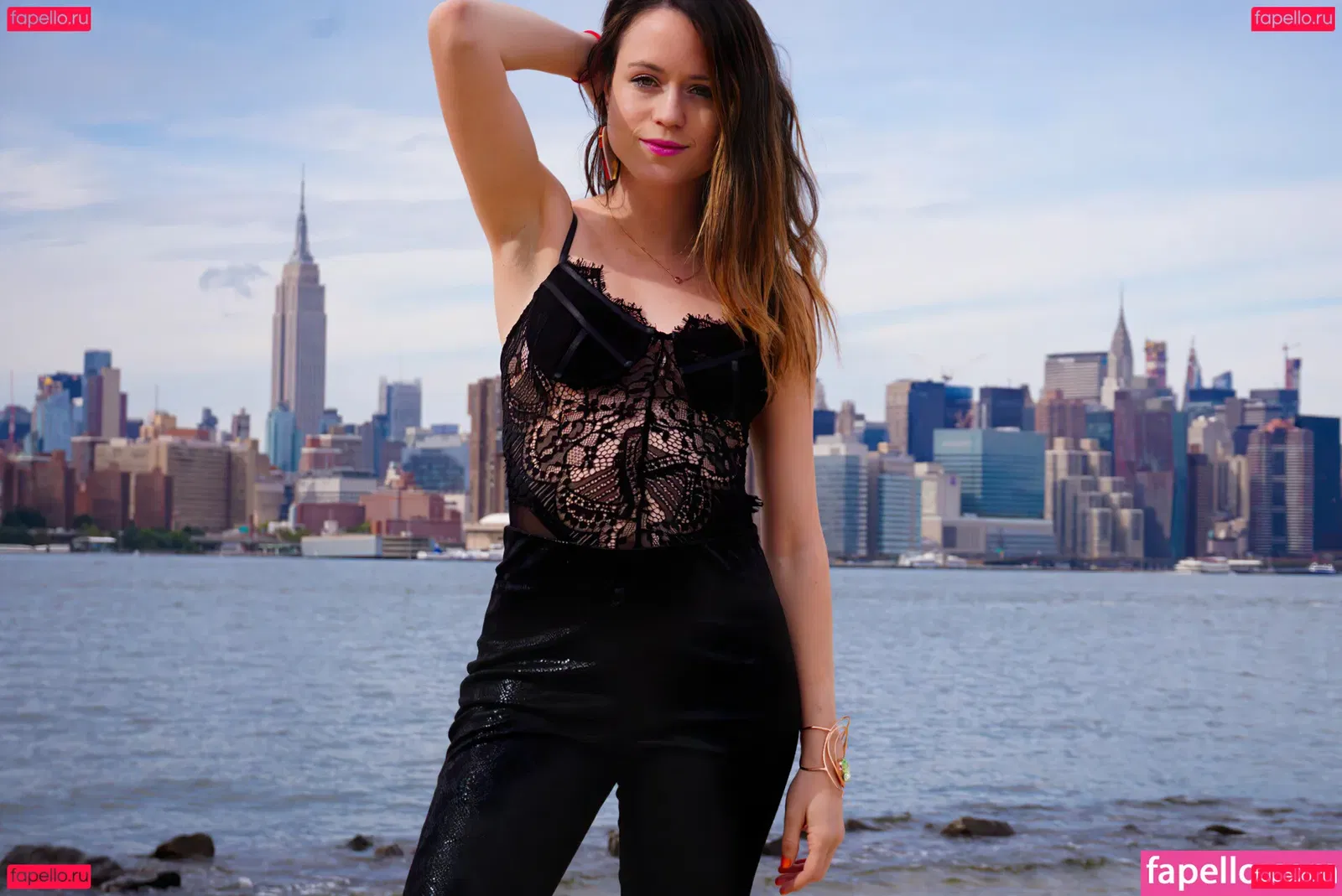 jenhearts247 Onlyfans Photo Gallery 