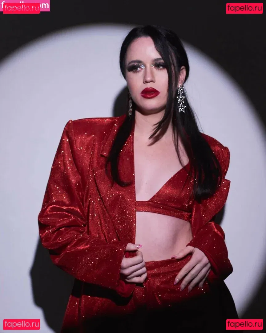 jenhearts247 Onlyfans Photo Gallery 