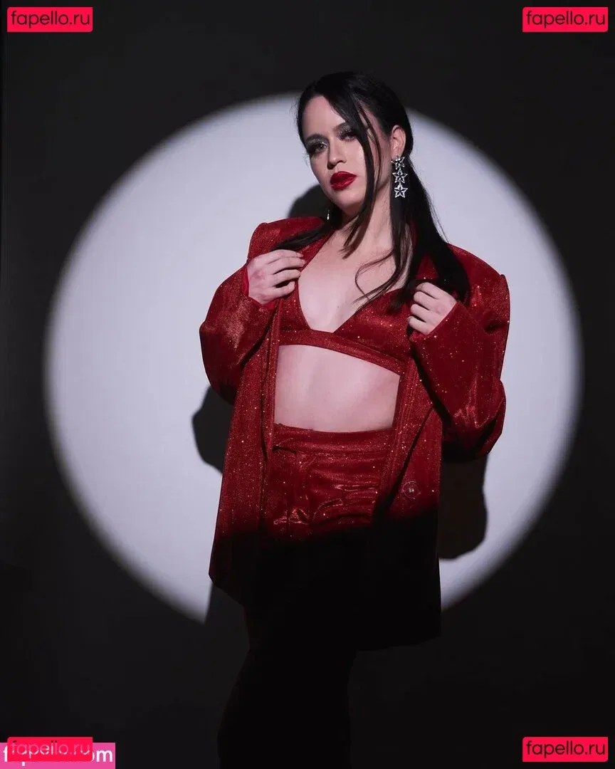 jenhearts247 Onlyfans Photo Gallery 