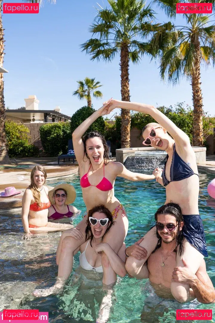 jenhearts247 Onlyfans Photo Gallery 