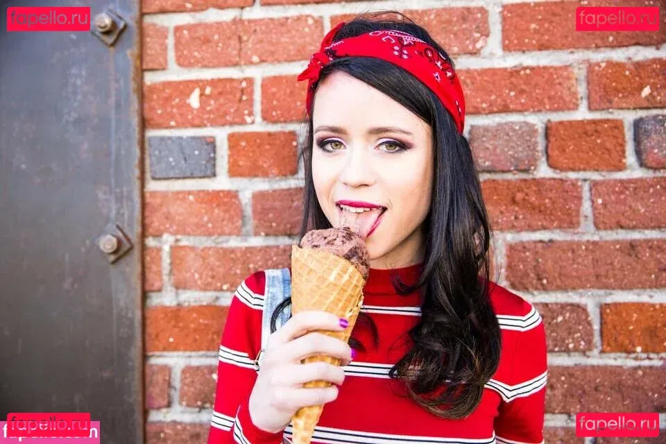 jenhearts247 Onlyfans Photo Gallery 