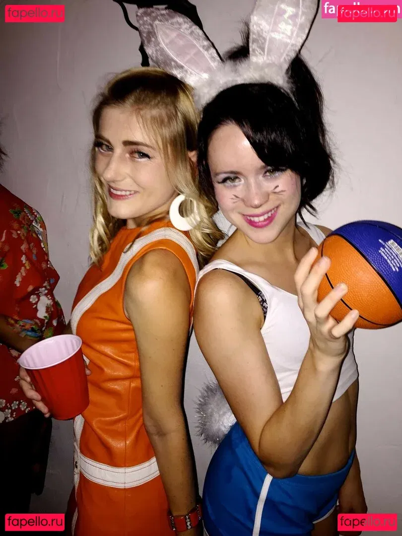 jenhearts247 Onlyfans Photo Gallery 