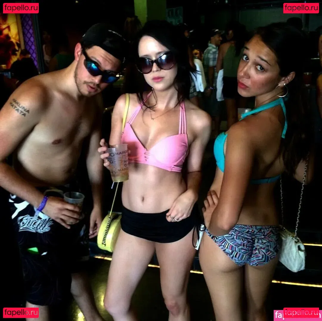 jenhearts247 Onlyfans Photo Gallery 