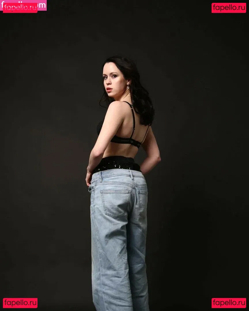 jenhearts247 Onlyfans Photo Gallery 