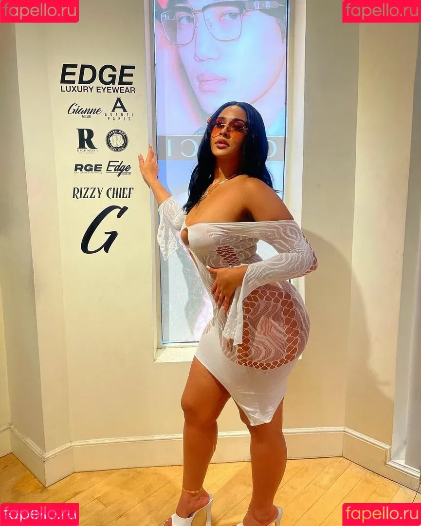 Stacy Londyn Onlyfans Photo Gallery 