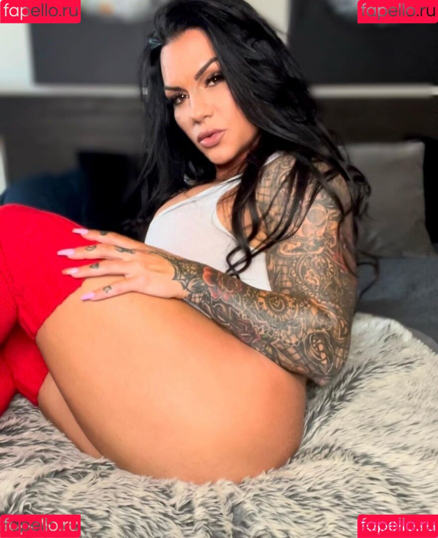 Nikkifitmama Onlyfans Photo Gallery 