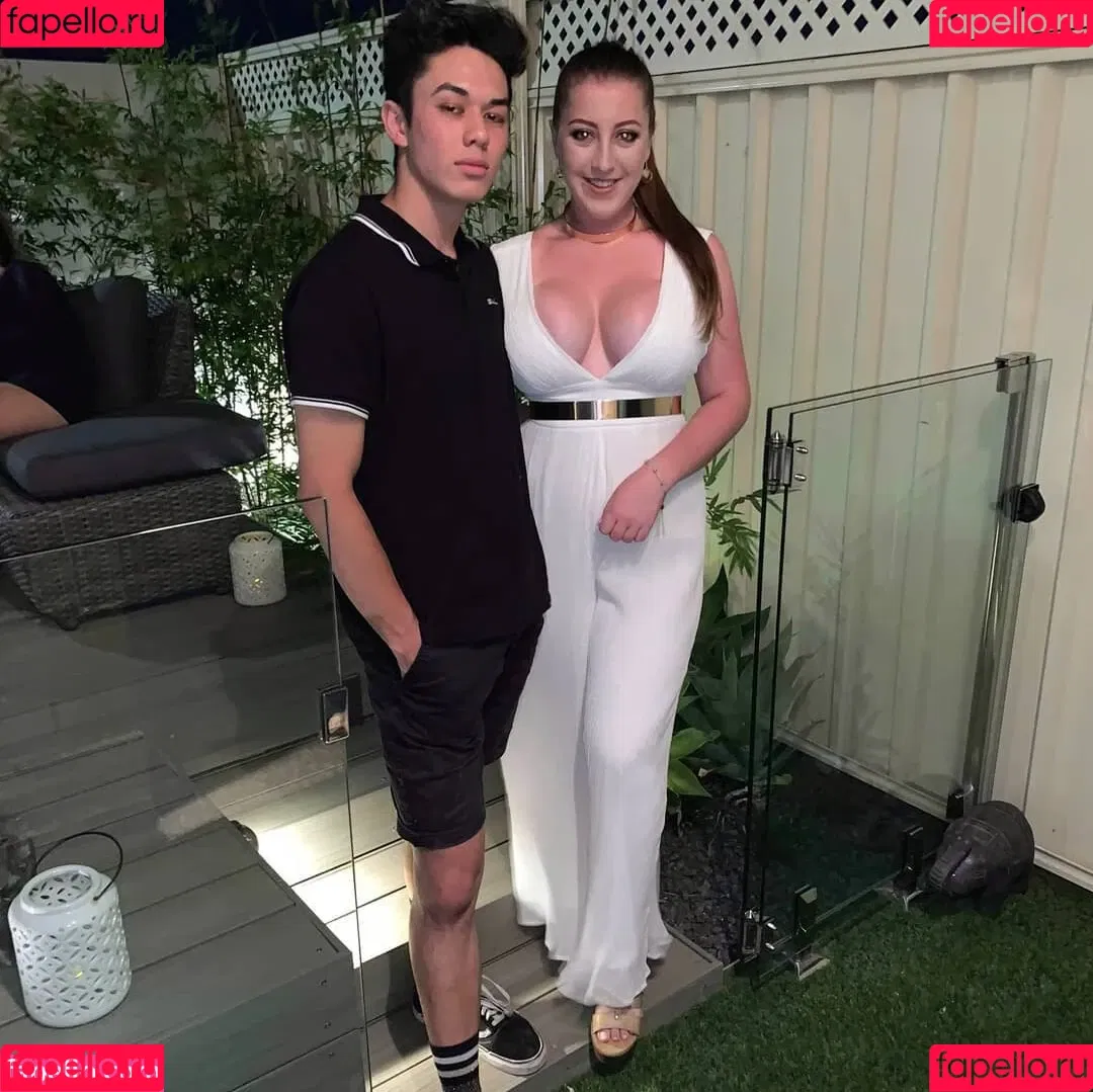 Jodie P Onlyfans Photo Gallery 